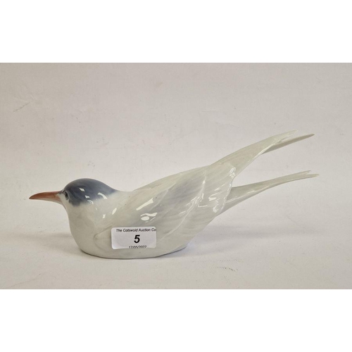 5 - Royal Copenhagen model of a tern, no. 827, 10.5cm long approx. x 10cm high