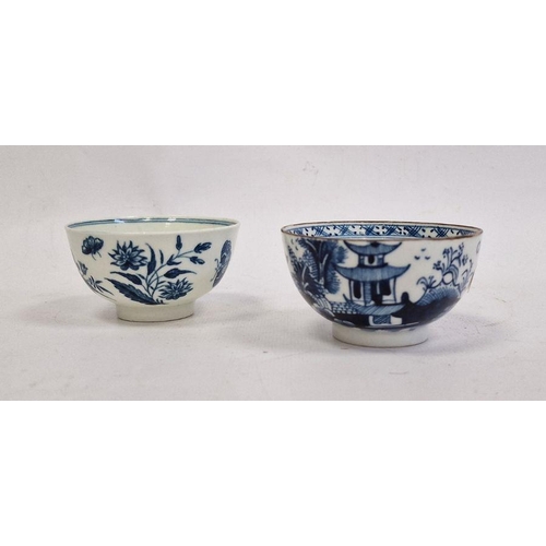 57 - 18th century blue and white porcelain tea bowl, probably Worcester, decorated with floral sprays and... 