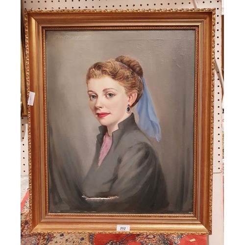 252 - Tesse Heyey
 Oil on canvas
 Portrait of woman, signed and dated 1955 upper left (canvas damaged), 40... 