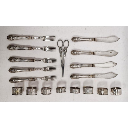 340 - Silver and plated wares to include napkin rings and fish knives and forks (1 tray)