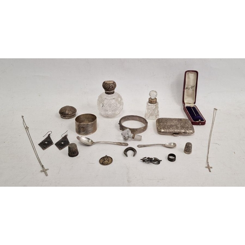 389 - Assorted miscellanous silver and white metal wares to include napkin ring, caps, teaspoons, cigarett... 