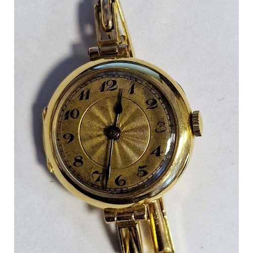 442 - Lady's 18ct gold-cased wristwatch with jewelled Swiss movement and expanding link chain bracelet