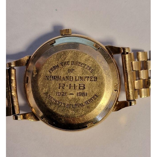 456 - 9ct gold gentleman's wristwatch with silver dial and baton hour markers, second sweep hand, marked '... 