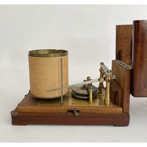 261A - Late 19th century Richard Freres (Paris) mahogany cased small barograph, bearing brass 3500 metres p... 