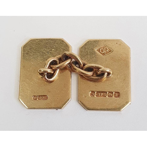 397 - 9ct gold double-rectangle and chain cufflinks in Waite & Son, Cheltenham, box