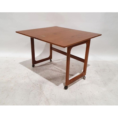 1053 - McIntosh mid-century modern triform teak tea table, the rectangular top with rounded corners, the sw... 