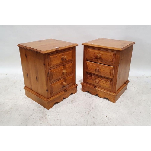 1172 - Modern pine chest of five long drawers, a dressing table,. a dressing table stool and two bedside ch... 