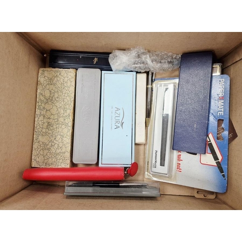 166A - Box of assorted pens to include fountain pen marked 'The Roxley Pen, a Dickinson Product' other pens... 