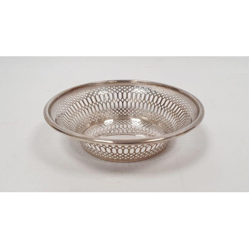 297 - 1920's silver circular bowl with pierced decoration, Chester 1923, makers Baker Brothers, 13.7cm dia... 