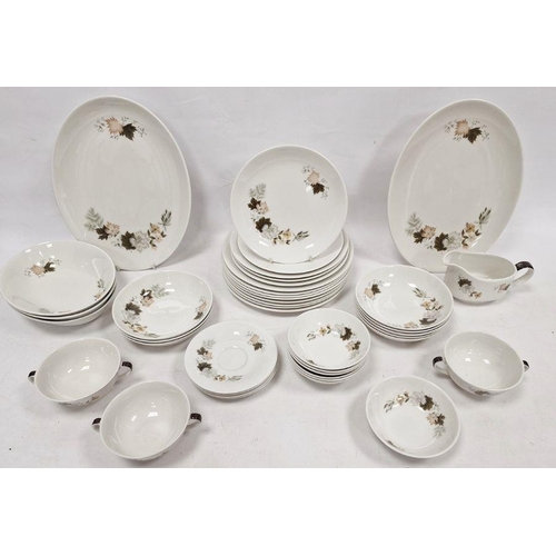 31 - Royal Doulton 'Westward' dinner wares to include plates, bowls, serving dishes, etc