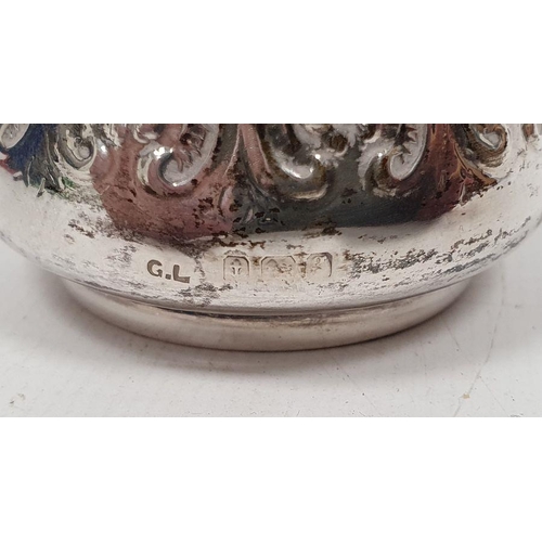 324 - Pair of 20th century silver ashtrays, circular, Birmingham, maker's mark CWL&Co, 2ozt total approx.,... 