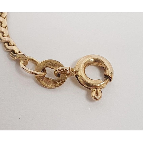 389 - 9ct gold chain link necklace (clasp broken), 4g approx.