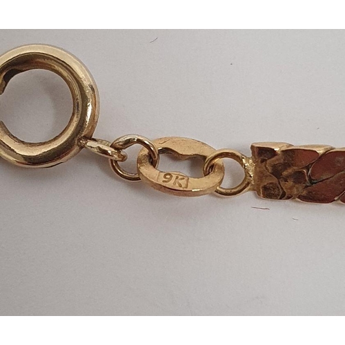 391 - 9ct gold herringbone chain-link necklace, 10g approx.