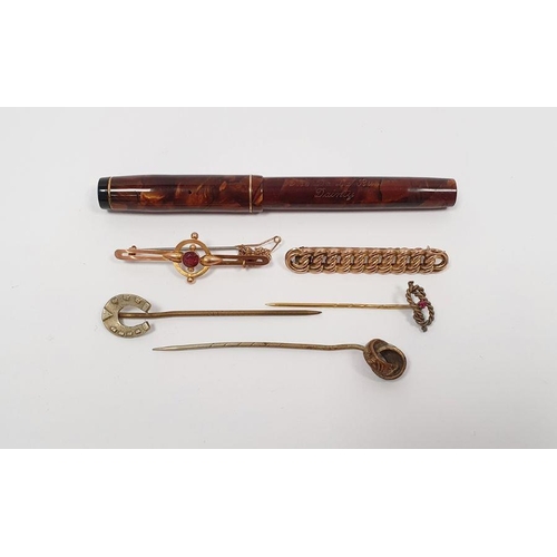 400 - 9ct gold bar brooch set with circular red stone and metal clasp, a gold-coloured chain-link bar broo... 