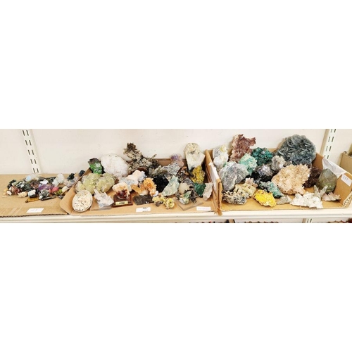 187 - A quantity of assorted minerals, to include quartz, polylithiomite, banded agate, fluorite, calcite,... 