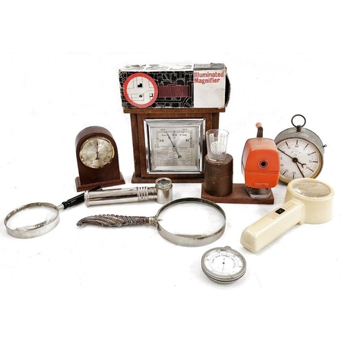 223 - Various rules, Illuminated magnifier, barometer, other magnifying glasses (1 box)