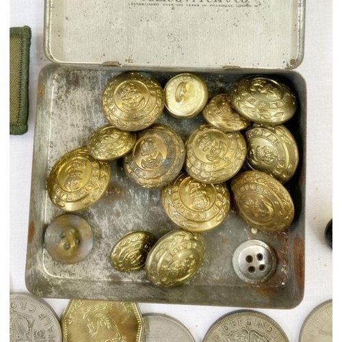 294 - Quantity of military buttons and badges, a Royal Marine Commando cloth badge and a costume ropetwist... 