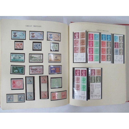 316 - GB: face value c £1,300, boxed collection mainly mint/used defin and commemorative including much QE... 