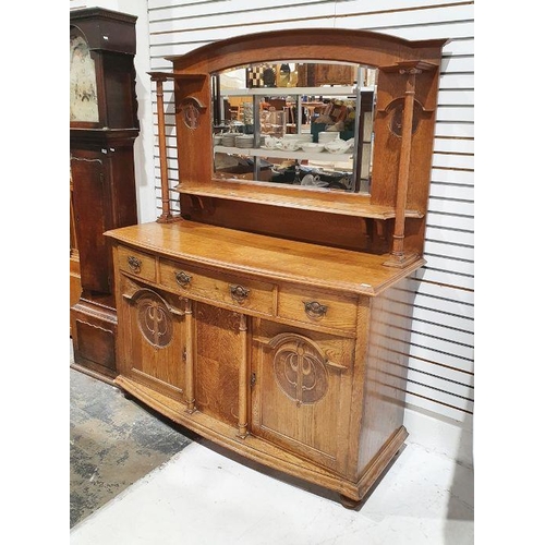 1136 - Art Nouveau oak dresser of Scottish style with mirrored superstructure flanked by ionic columns and ... 