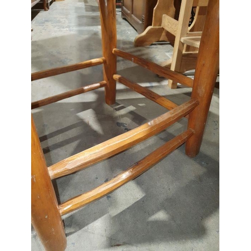 1155 - Set of four modern ladderback chairs with rush seats (4)