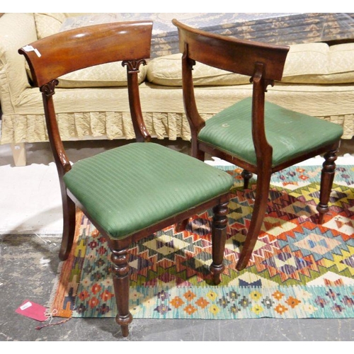 1208 - Set of four Victorian mahogany dining chairs with carved shoulderboards, on panelled tapering suppor... 