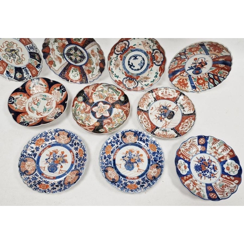 137 - 10 various Chinese and Japanese imari pattern fluted circular dishes, 19th century, each variously p... 