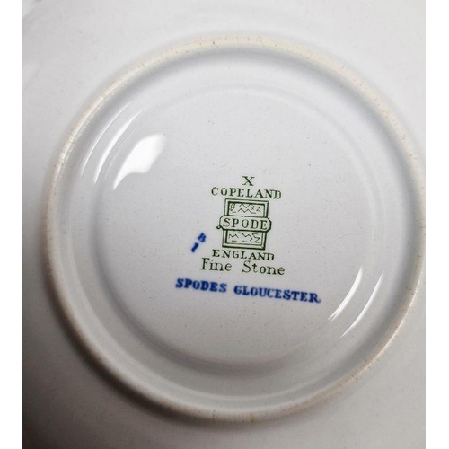 15 - Copeland Spode Gloucester pattern part-tea service comprising 8 teacups, 8 saucers and 8 side plates... 