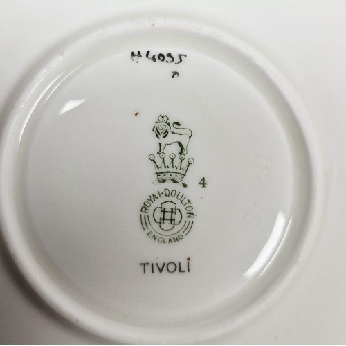 15 - Copeland Spode Gloucester pattern part-tea service comprising 8 teacups, 8 saucers and 8 side plates... 