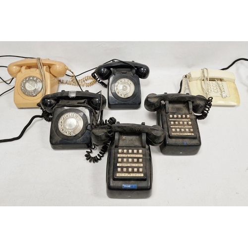 185 - Large collection of mid 20th century telephones, to include bakelite, plastic, etc ( 1 box)