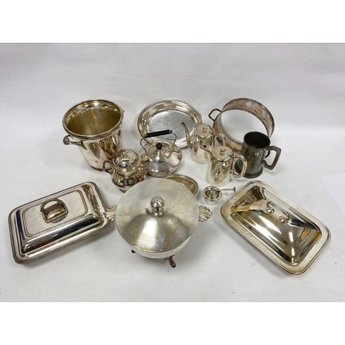 231 - Quantity of plated ware to include teapot, tureens, wine bucket, etc (1 box)