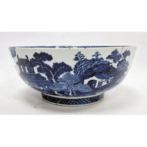 105 - Chinese porcelain blue and white bowl, late 18th century, printed and painted with huts on islands, ... 