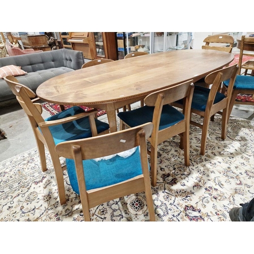 1236 - 1969/1970 Oliver Morel Cotswold School walnut oval dining table and chairs, the table having figured... 