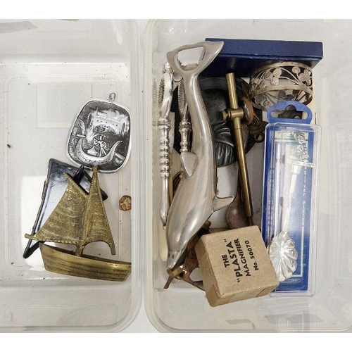 148 - Folding automatic Brownie camera, various models of 'Concorde' , clay pipes, bottle openers, lighter... 