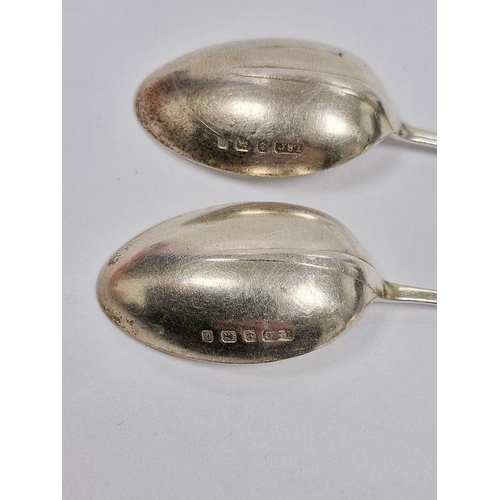 265 - Assorted silver and other teaspoons