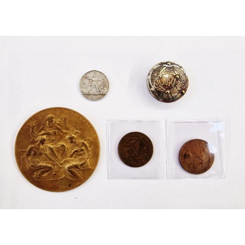 26 - Belgium: 1905 Liege World Fair collectables in plastic case – four medals, scarce button-hole ‘Jury’... 