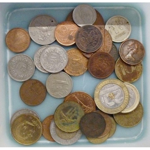 105 - Various nickel world coins together with a 1997 golden wedding crown (brilliant uncirculated) and th... 