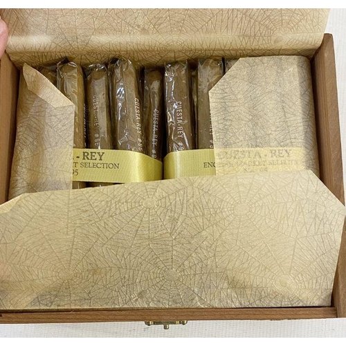 145 - Cuesta-Ray No.95 English Market Selection premium quality cigars, wrapped in plastic and cased in wo... 