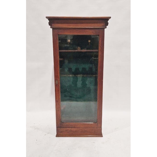 1240 - Victorian oak gun cabinet, 137cm high x 64.5cm wide x 23cm deep