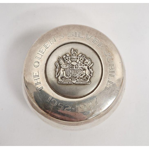 238A - Queens Silver Jubilee 1952-1977 silver lidded pot with gilt interior, Sheffield 1977, maker A T Cann... 