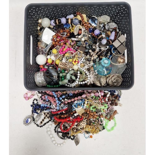 269 - Large quantity of costume jewellery to include beaded necklaces, a perfume bottle, etc (1 box)