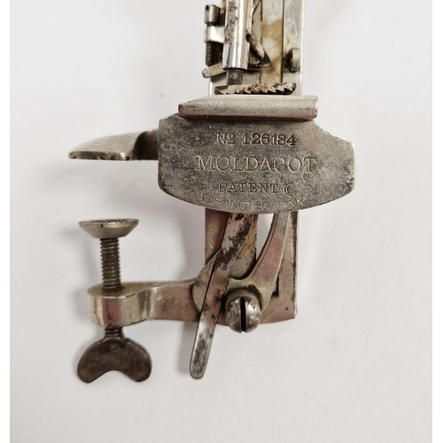 82A - Miniature table clamp sewing machine by 'Moldacot' of Germany, no.1126184