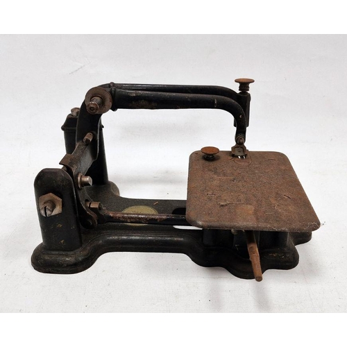 90 - Mid 19th century 'Wheeler & Wilson, New York' sewing machine, 15cm