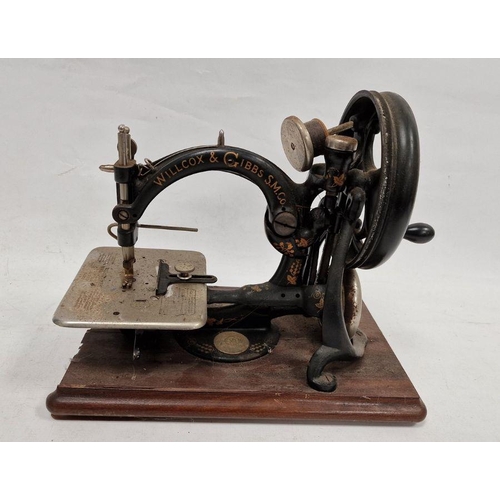 92 - Late 19th century Willcox & Gibbs sewing machine, 29cm high