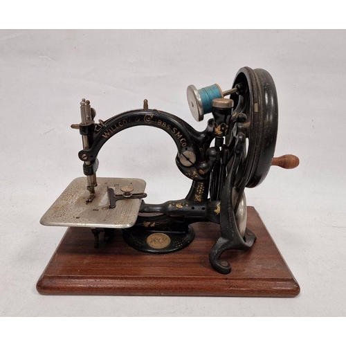 96 - Late 19th century 'Willcox & Gibbs' sewing machine