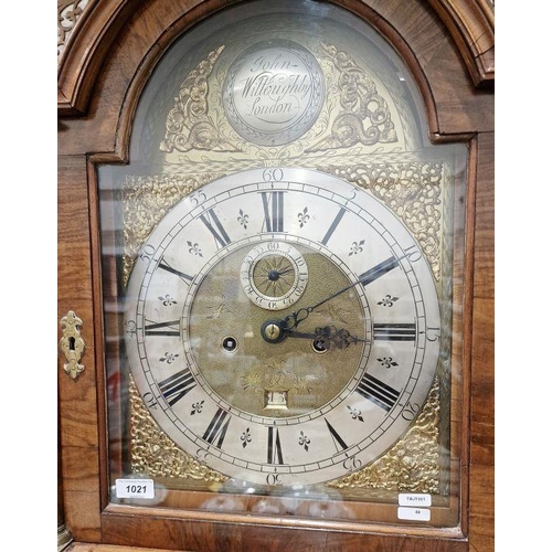 1021 - Early 18th century walnut longcase clock with ogee pediment, pierced fretwork to the frieze, broken ... 