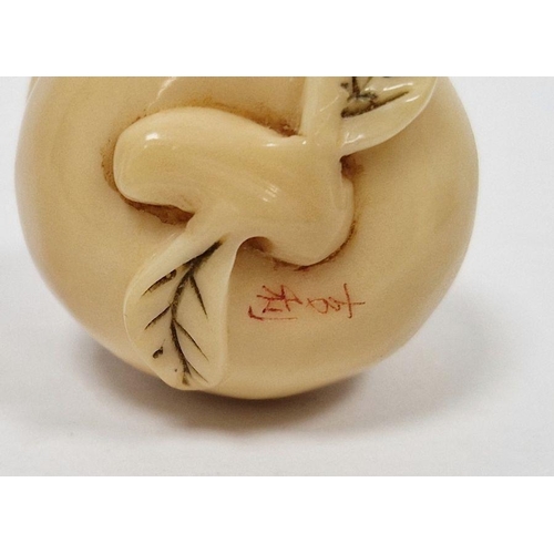 109 - Japanese carved boxwood netsuke in the form of a rabbit, inscribed signature, 4.5cm long and three v... 