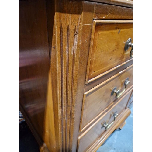 1183 - Modern walnut veneer partners' desk with green leather inset top, having one long drawer flanked by ... 