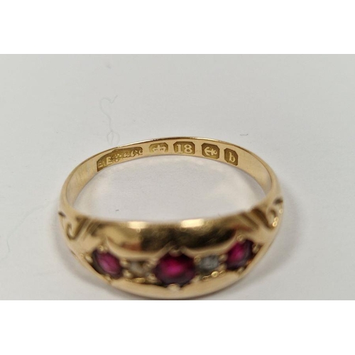 455 - 18ct gold and ruby and diamond set ring, 3g in total approx.