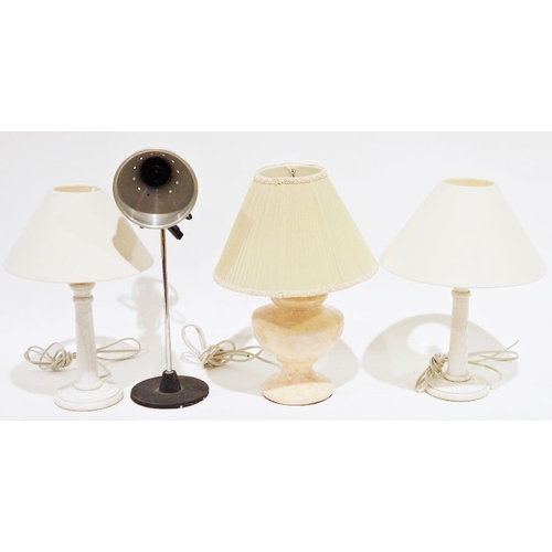 1346 - Pair of stained wood table lamps, a ceramic table lamp and a vintage-style desk lamp and four shades... 