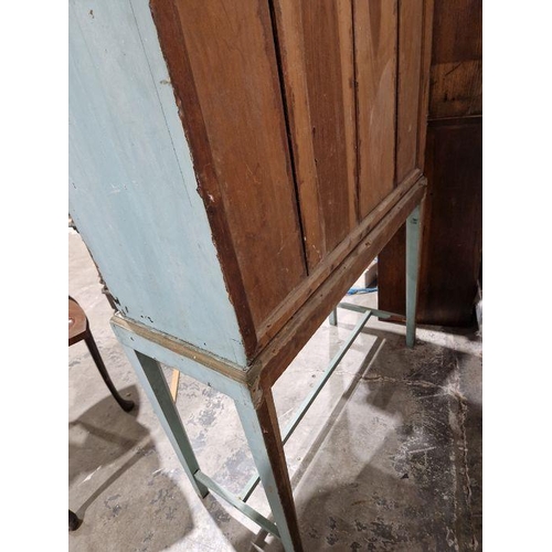 1218 - Late 19th/early 20th century two-door cupboard with painted decoration throughout in the aesthetic-m... 